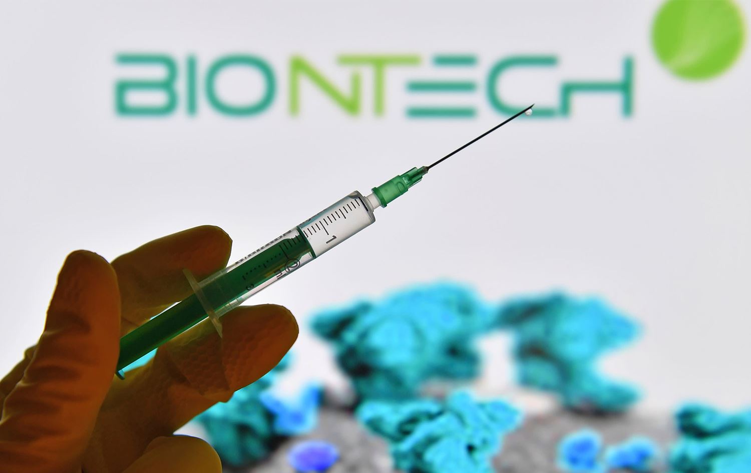 Türkiye Sağlık Bakanı: BioNTech ile anlaşma imzalandı