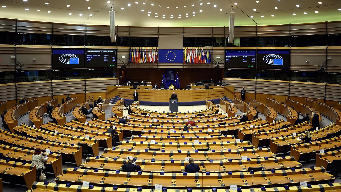 AB Komisyonu'ndan Türkiye'ye Demirtaş, Kavala ve Can Dündar çağırısı