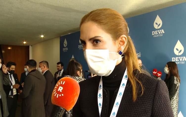 Berpirsa DEVAyê Zeynep Derelî: Perwerdeya bi zimanê zikmakî mafekî destûrî û mirovahî ye