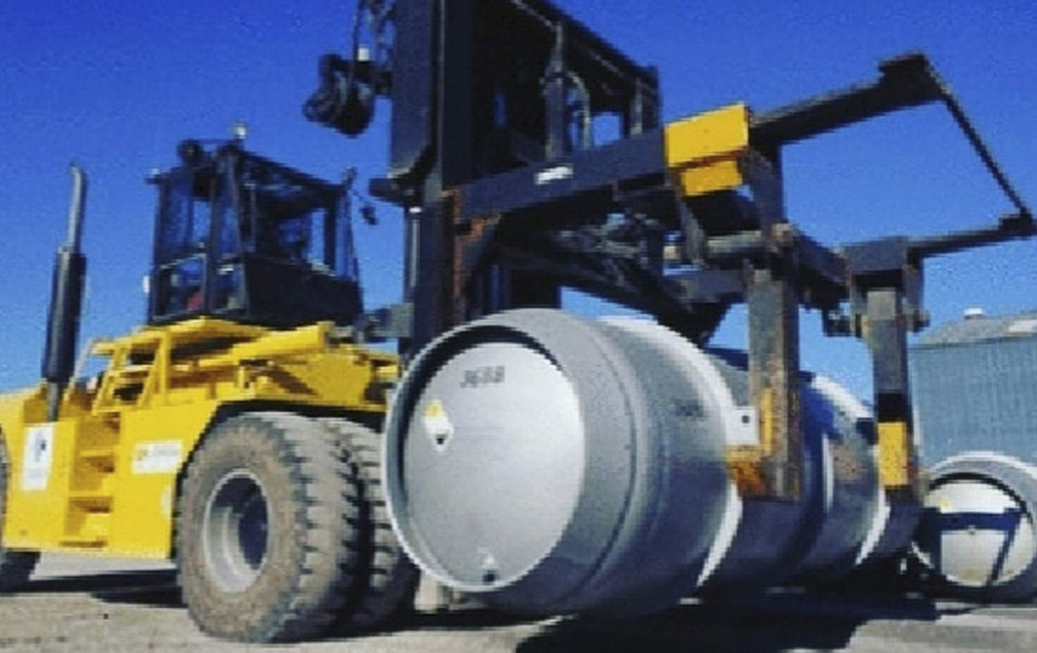 یەکێتیی ئەوروپا: زۆر نیگەرانین بەرامبەر بڕیاری ئێران بۆ پیتاندنی یۆرانیۆم بە رێژەی 20%