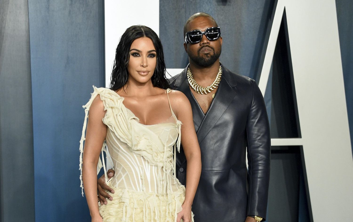 کیم کارداشیان و کانیێ وێست لە لێواری جیابوونەوەن