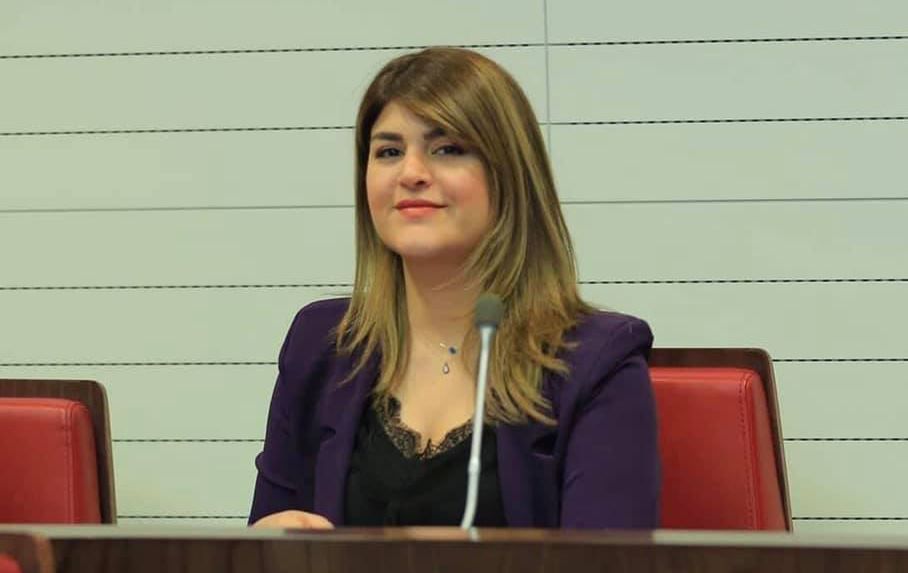 لیزا فەلەکەدین: بەمنزیکانە مووچەی نایاسایی خانەنشینی پلە باڵاکان دەبڕدرێت