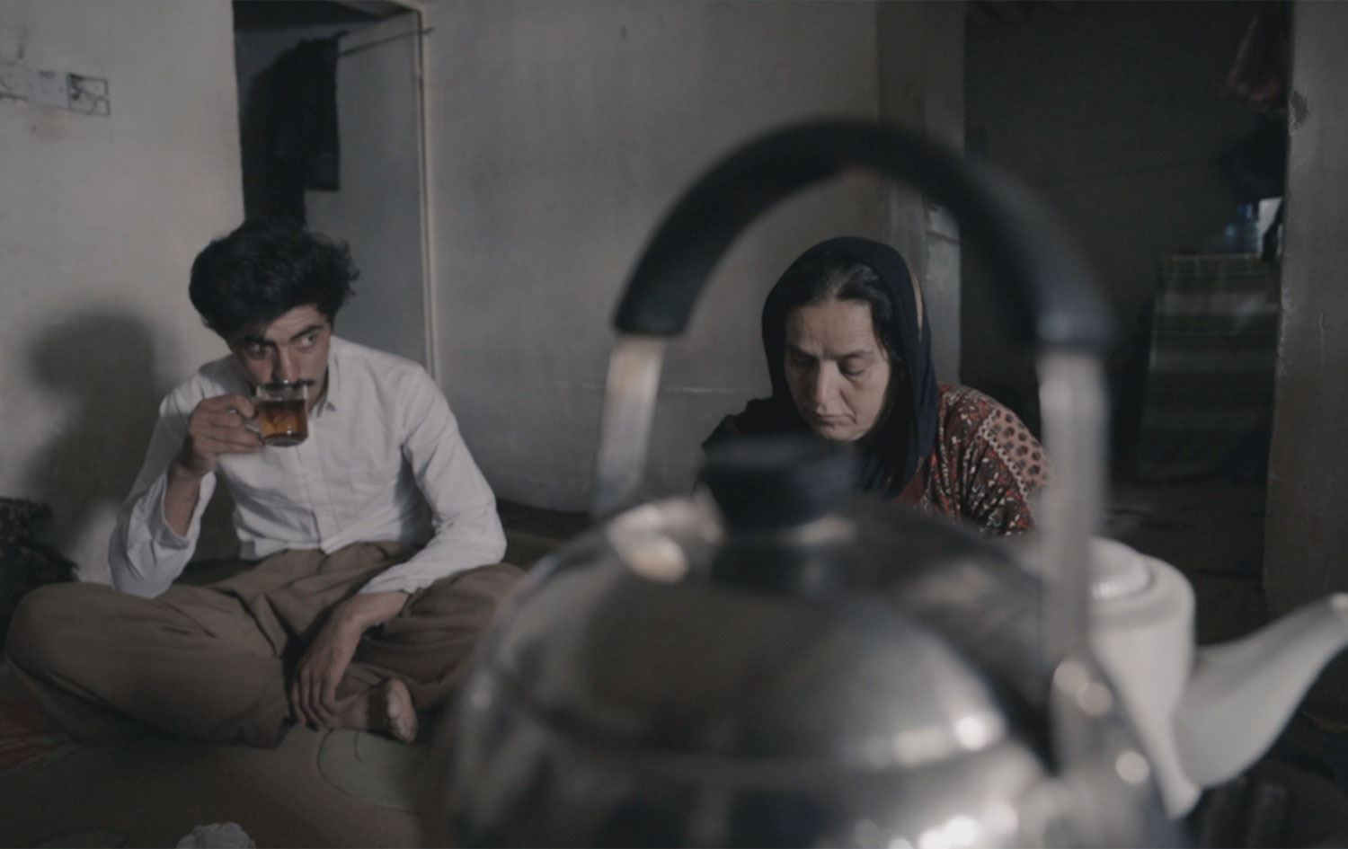 دایکێک لە سلێمانی: ژیانمان کولـلەمەرگییە و مانگی جارێکیش مریشکێکم بۆ ناکڕدرێت