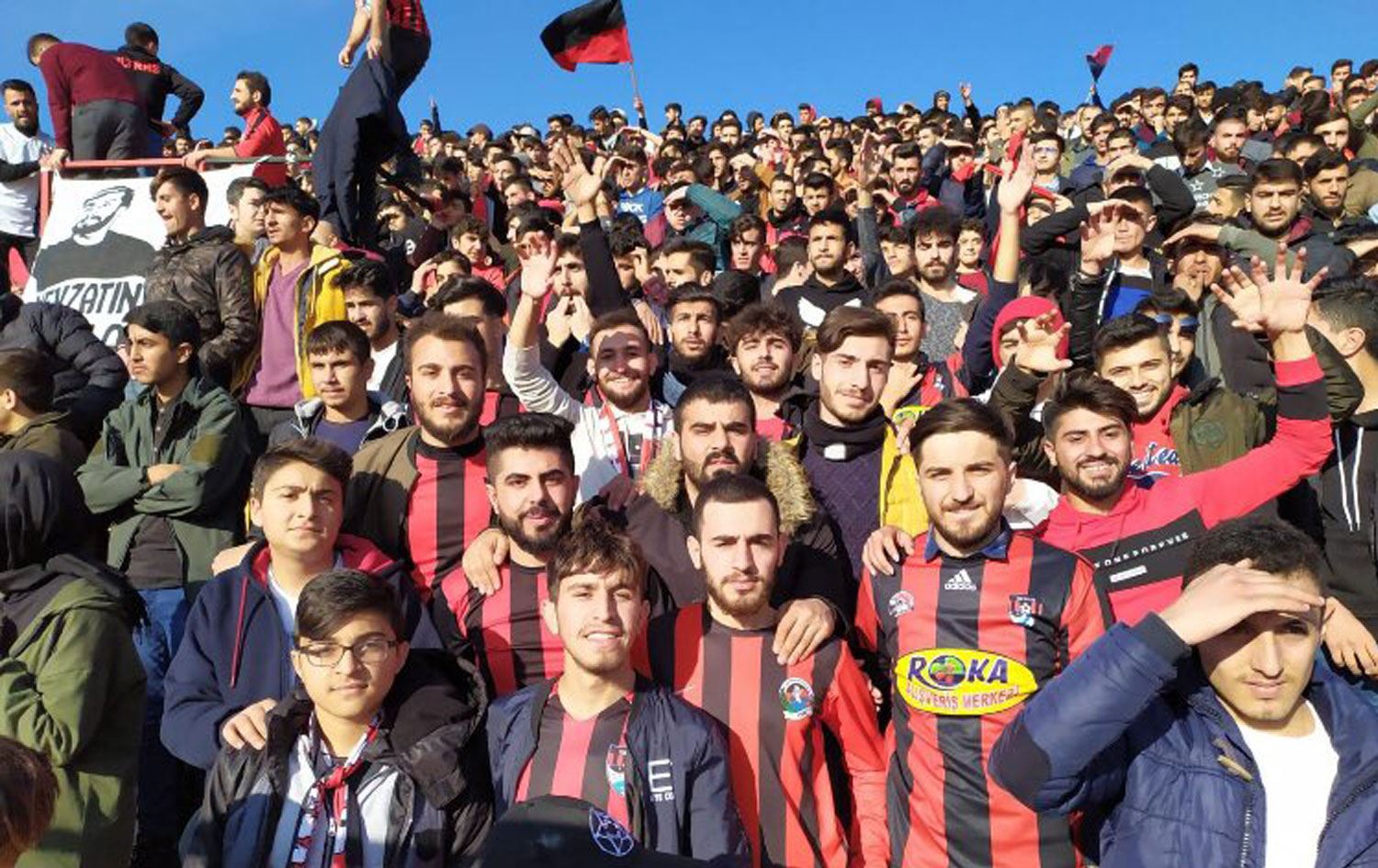 Vanspor taraftarları TFF’nin kararına karşı takıma sahip çıktı