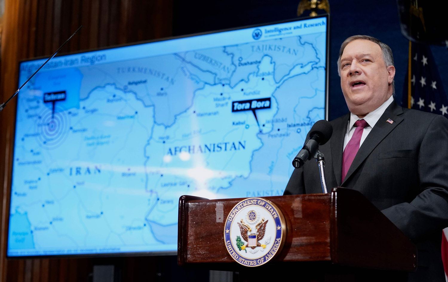 Pompeo dibêje Îran bûye baregeha nû ya Qaideyê û Zerîf red dike