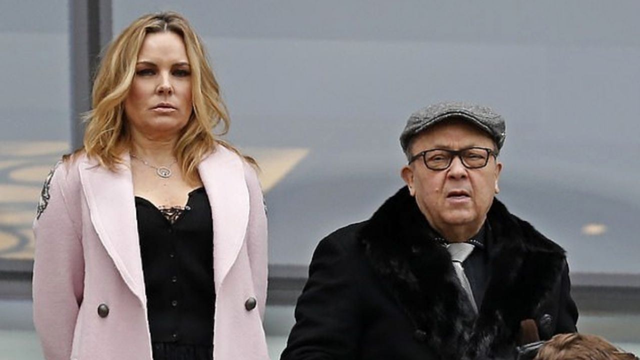 پۆرن ستارێک وێستهام تێکدەدات