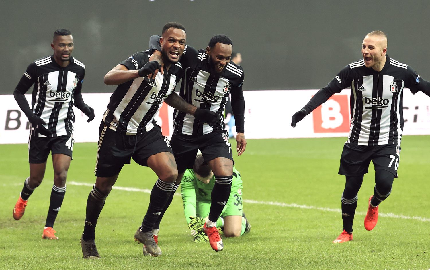 2021’in ilk derbisinde Beşiktaş kazandı