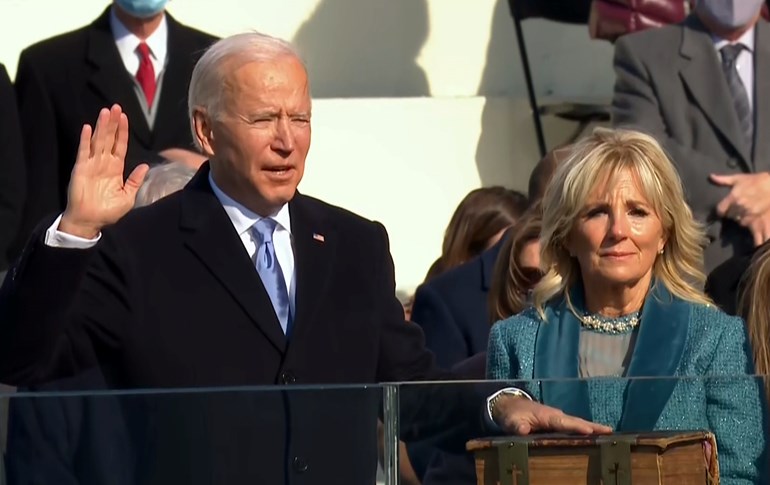 ساتی سوێندخواردنی جۆ بایدن