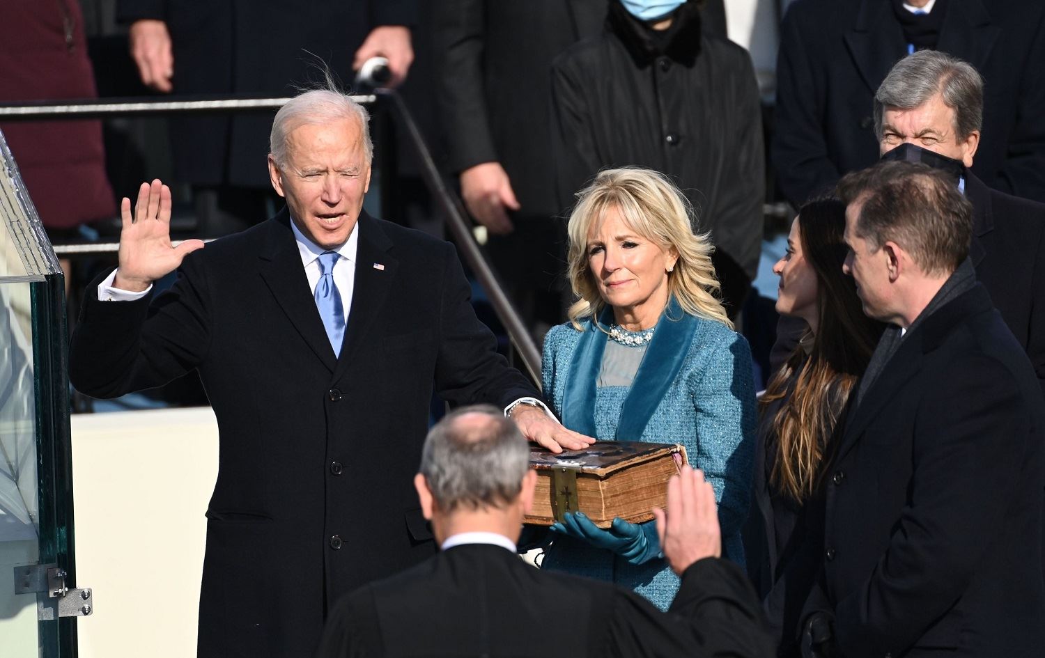 Joe Biden sonda yasayî xwar û bû 46emîn Serokê Amerîkayê