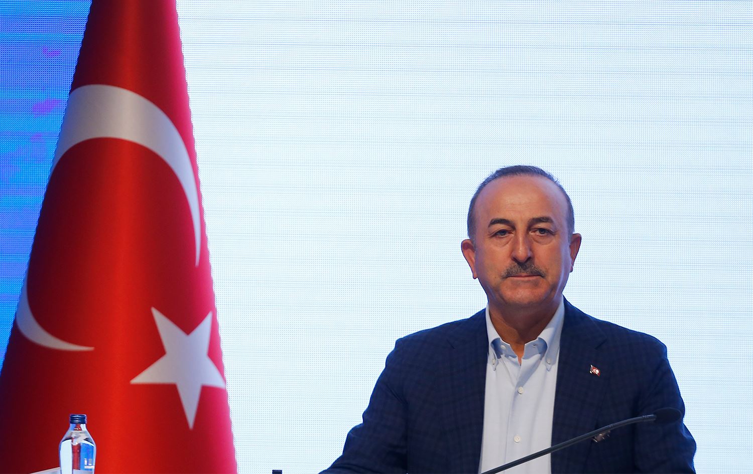 Çavuşoğlu: AB'nin aralık zirvesini bize uzatılan el olarak gördük