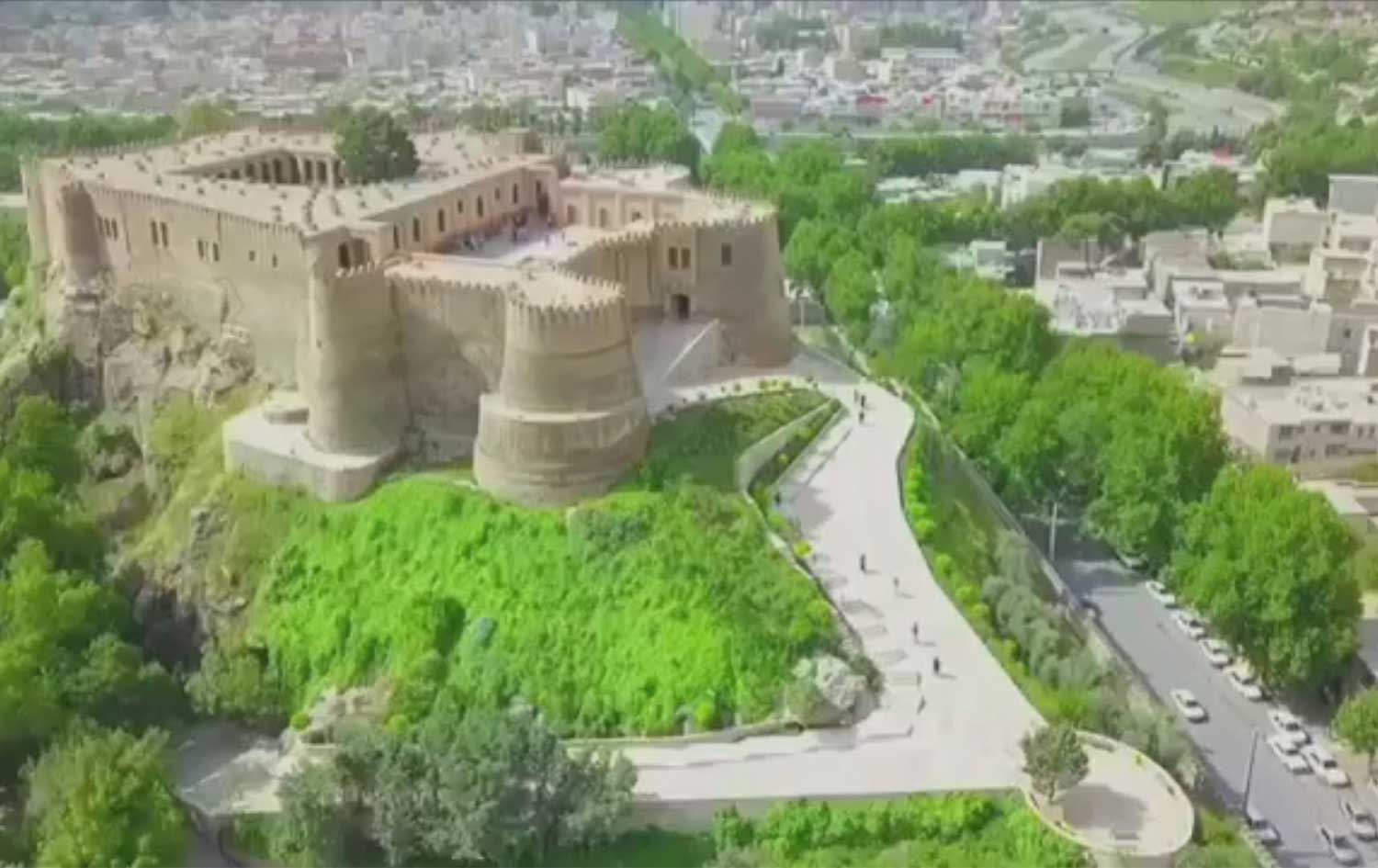 سوپای پاسداران ناهێڵێت قەڵای فەلەکول ئەفلاک لە یونسکۆ تۆمار بکرێت