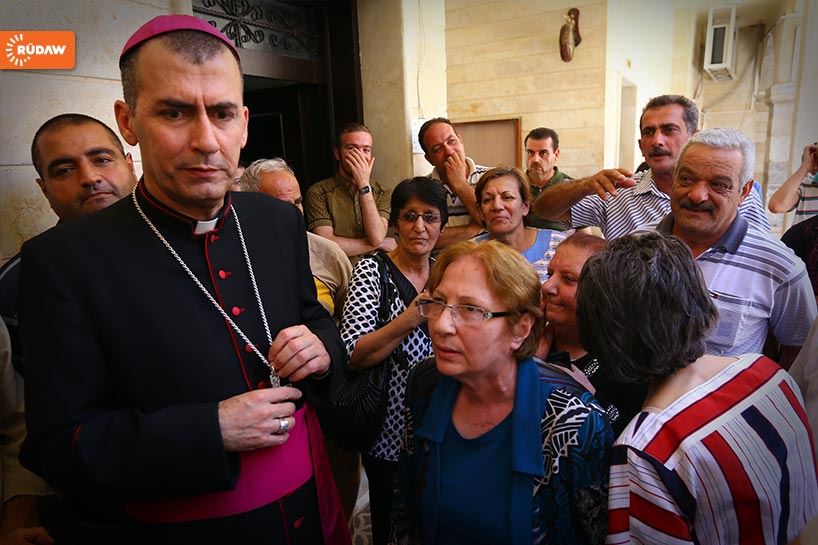 وەزیری ئەوقافی هەرێمی کوردستان سەردانی ئاوارە مەسیحییەکانی پارێزگای نەینەوا دەکات