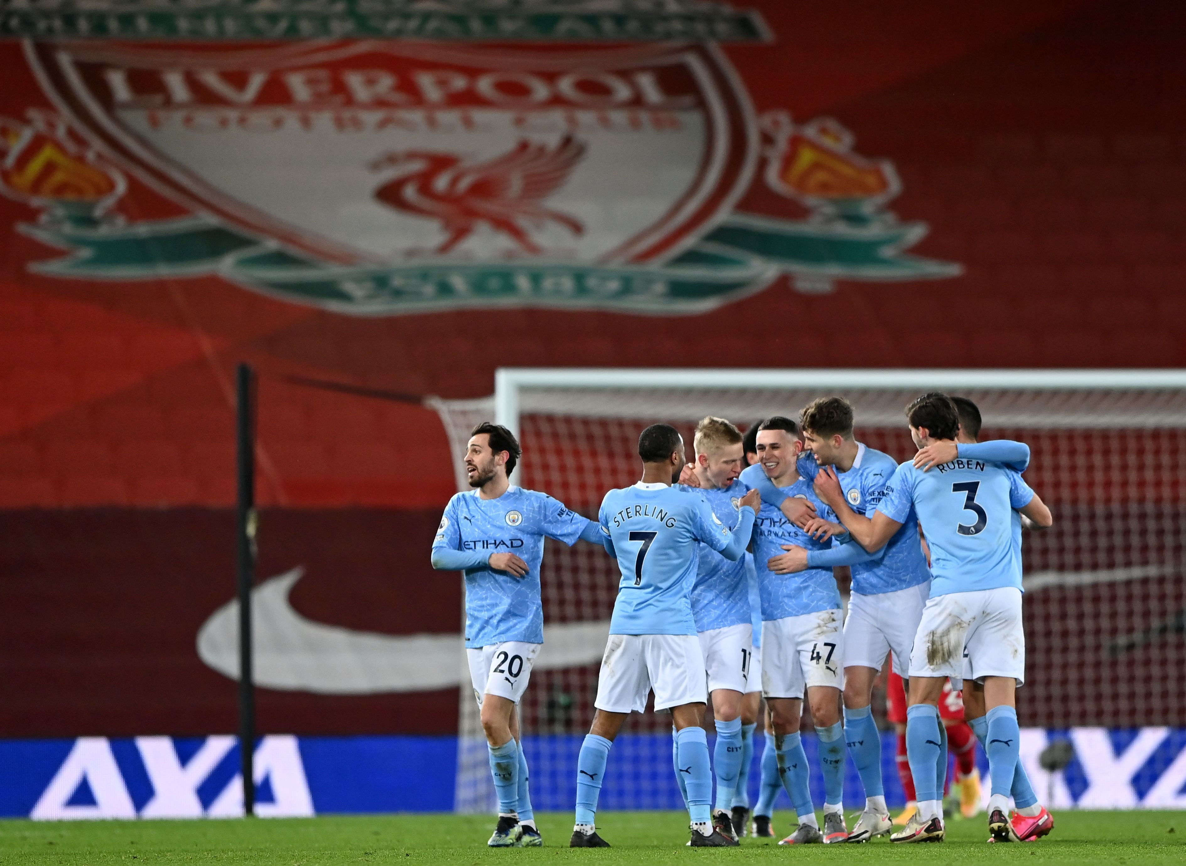 ÖZET - M. City 18 yıl sonra Liverpool'u deplasmanda yendi