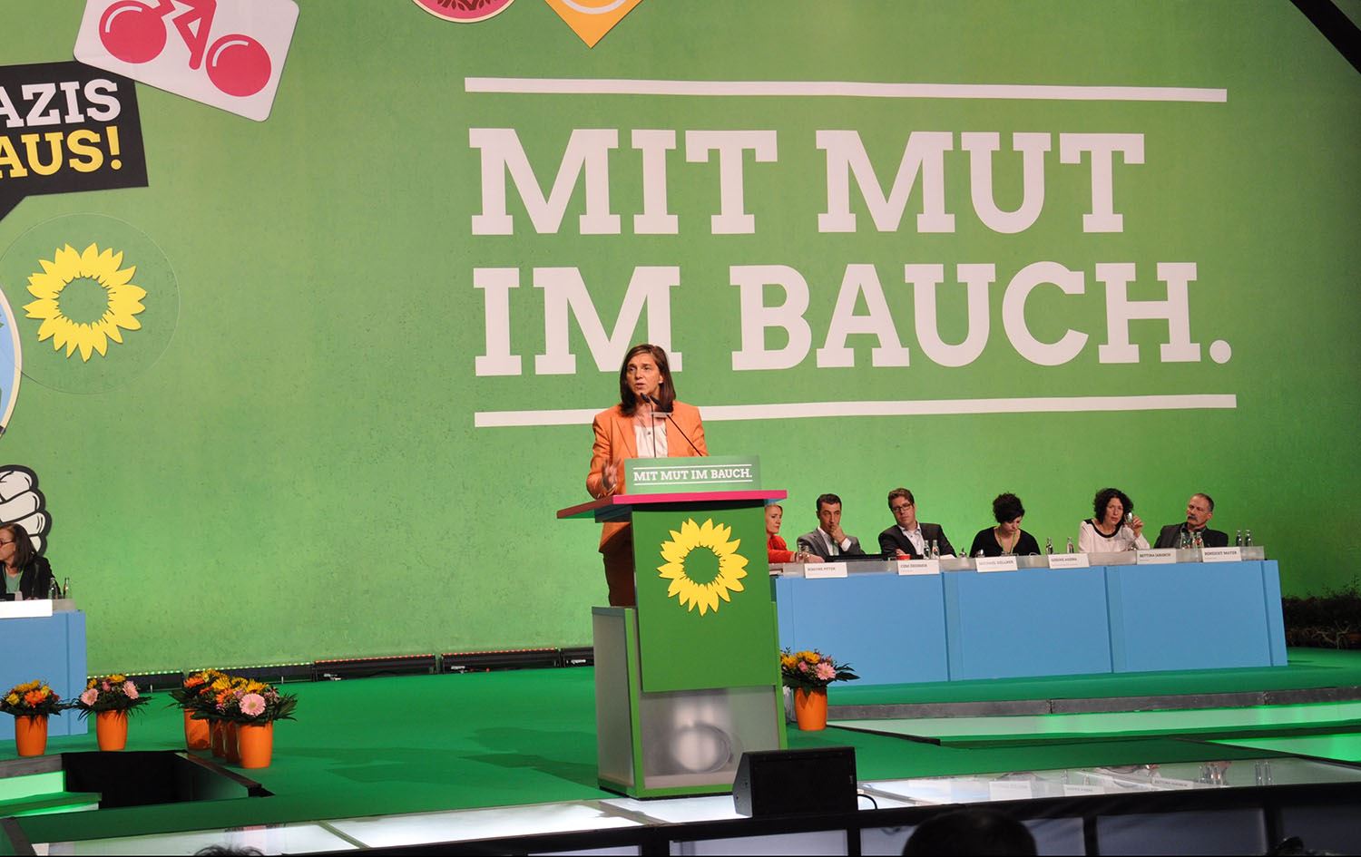 فراکسیۆنی پارتی سەوزی ئەڵمانیا: کەنیسە، هۆڵەکانی سینەما و مۆزەخانەکان بکرێنە پۆلی خوێندن