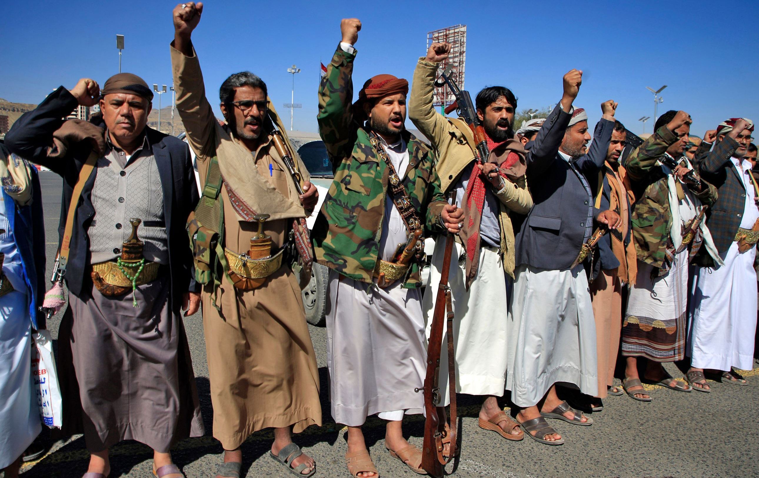 ئەمریکا حوسییەکانی لە لیستی تیرۆر دەرهێنا