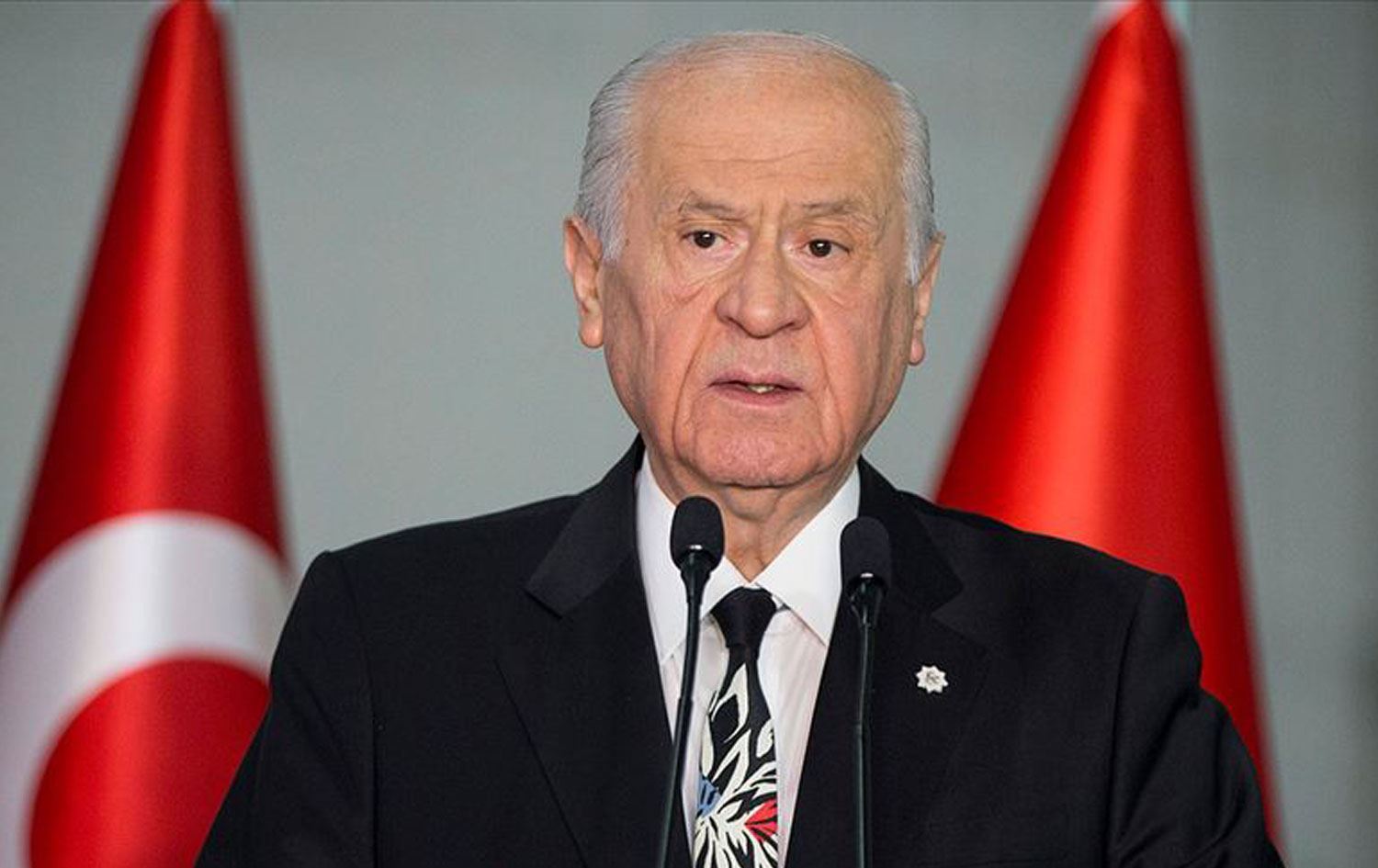 Bahçelî derbarê Şingal, Qendîl û Mexmûr de gef xwar