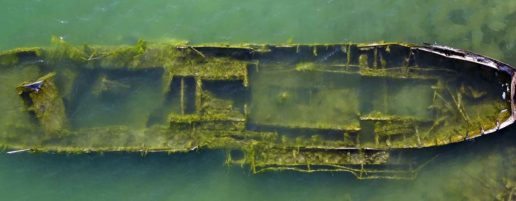 Li Gola Wanê bi kêmbûna avê keştiya binavbûyî derket holê