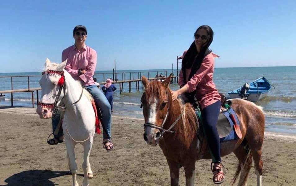 مین چاوەکانی سەڵاح دەبات و کچێک ژیانی دەگۆڕێت