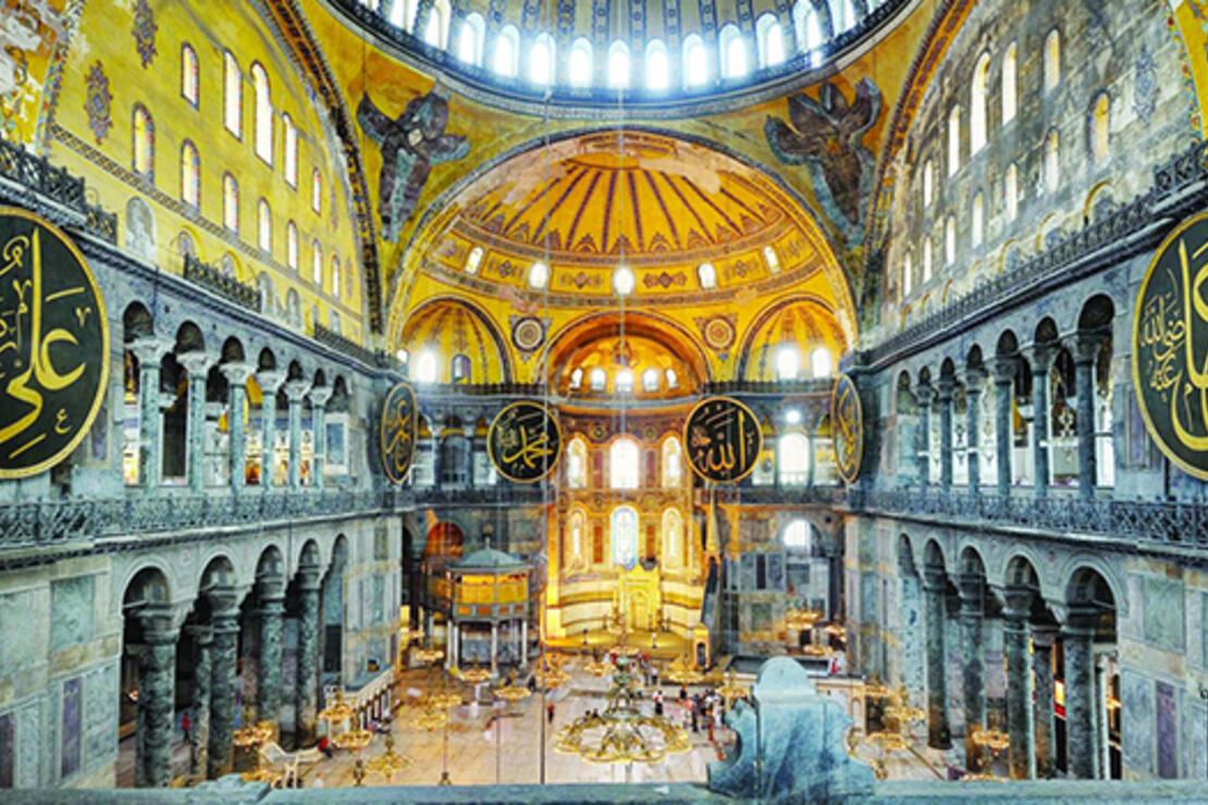 Yunanistan’dan "Ayasofya’ya yeniden müze statüsü verilsin" çağrısı