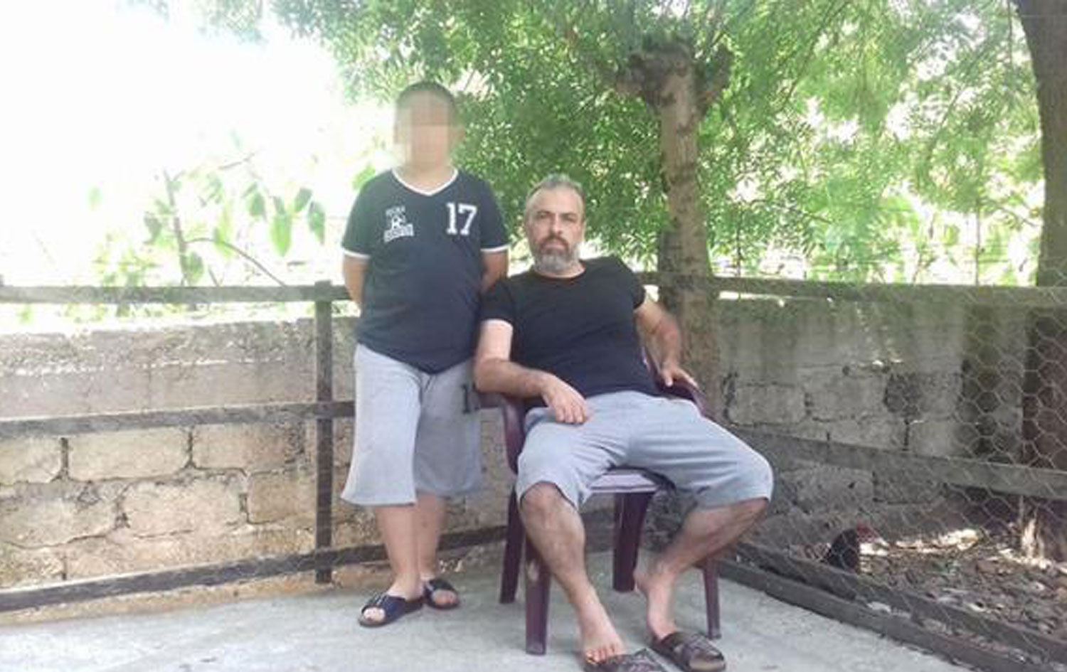 ‘Allah yolunda kurban edeceğim’ dediği oğlunun boynunu kesti