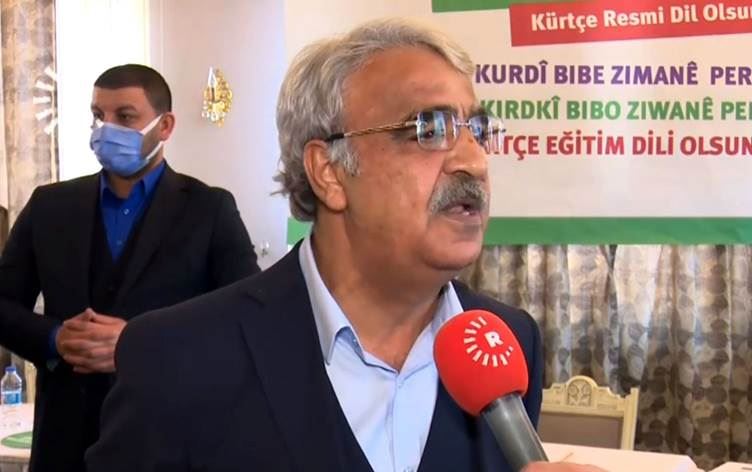 Mîthat Sancar: Pêdiviya me bi alîkariya oldaran heye