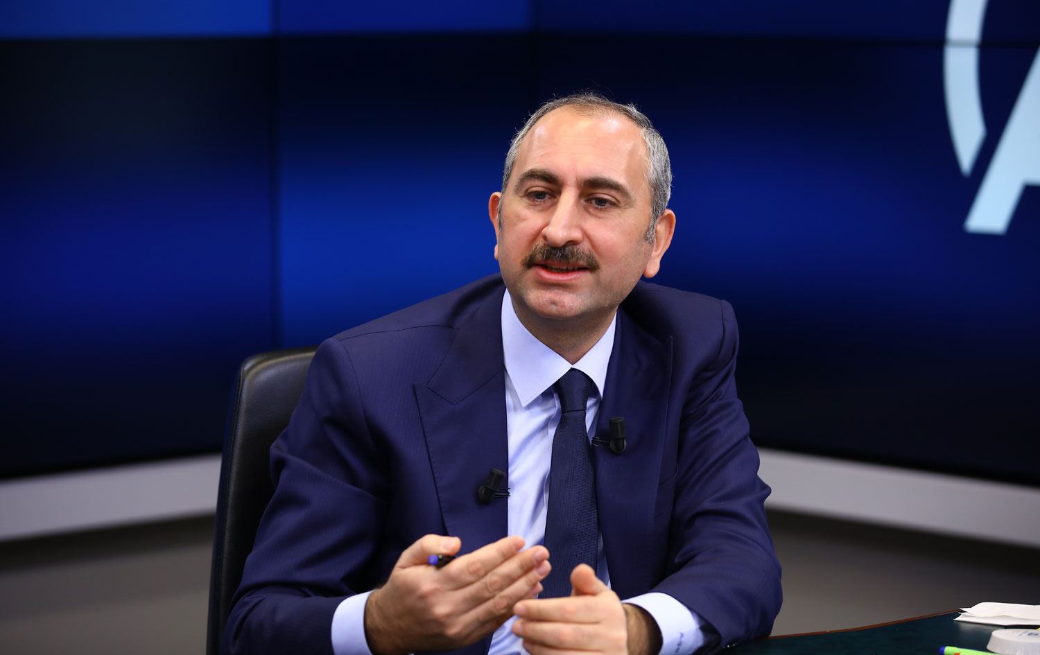 Adalet Bakanı Gül: Anayasa uzlaşmayı gerektiren temel bir belge