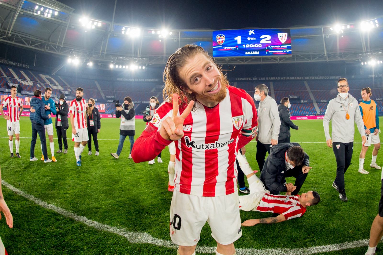 سەمەرەکانی سەردەمی کۆرۆنا.. بیلباو لە دوو هەفتەدا یاری بۆ دوو نازناو دەکات