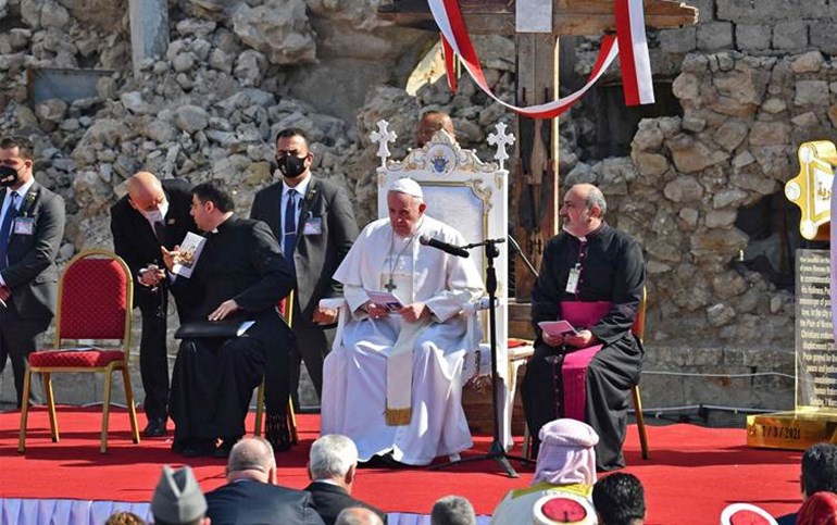 Yekem car e Papa serdana Kurdistanê dike