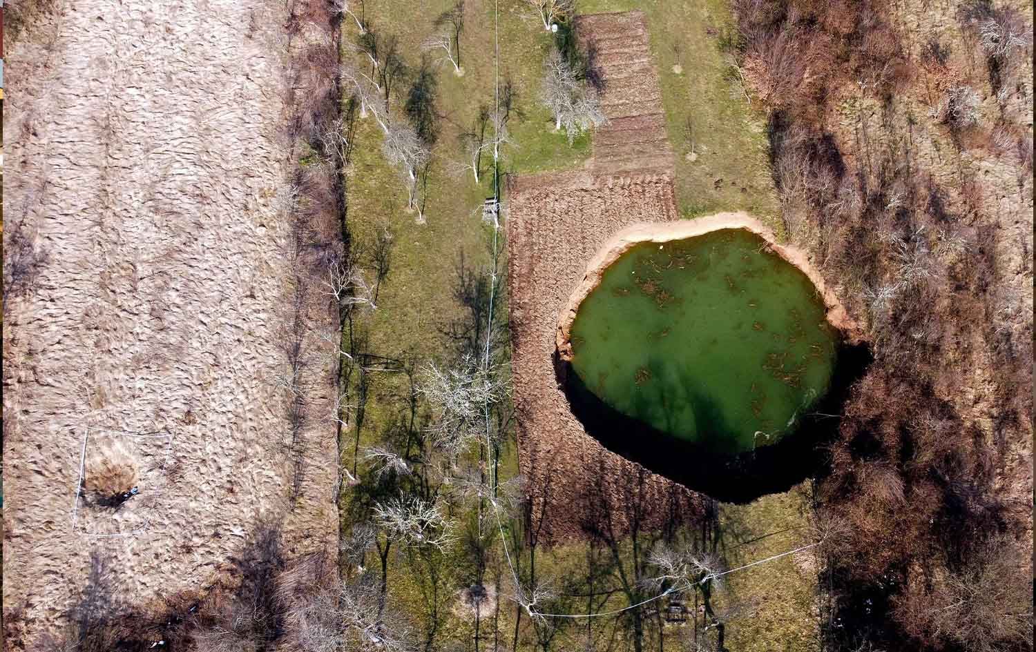 ڤیدیۆ؛ بوومەلەرزە لە کرواتیا دەیان چاڵ لە زەویدا دروستدەکات