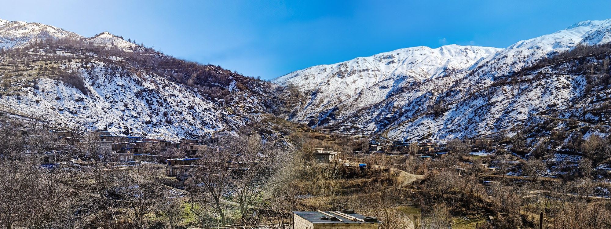 بەفری سەر چیاکان، دیمەنێکی جوانی بە گوندی ماونان بەخشیوە