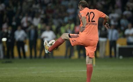 ئەردۆغان بۆ درێسی ژمارە 12ی پۆشی؟