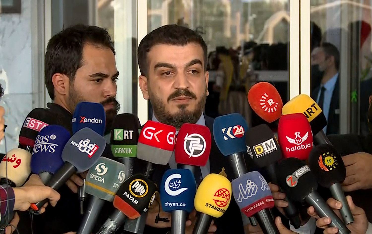 لە یادی کیمیابارانی هەڵەبجە، پێشەوا هەورامانی لە کۆبوونەوەی پەرلەمان کشایەوە