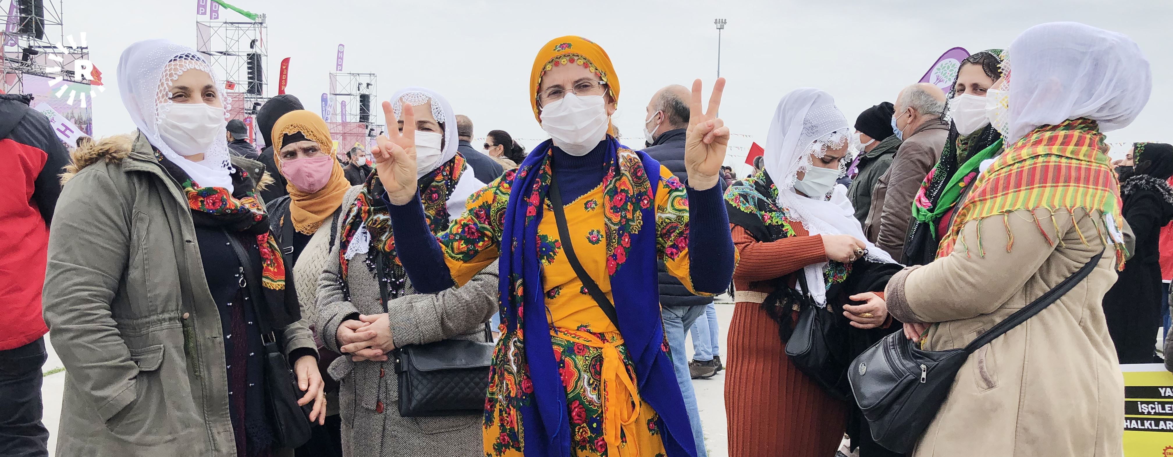 Bi wêneyan Newroza Stenbolê