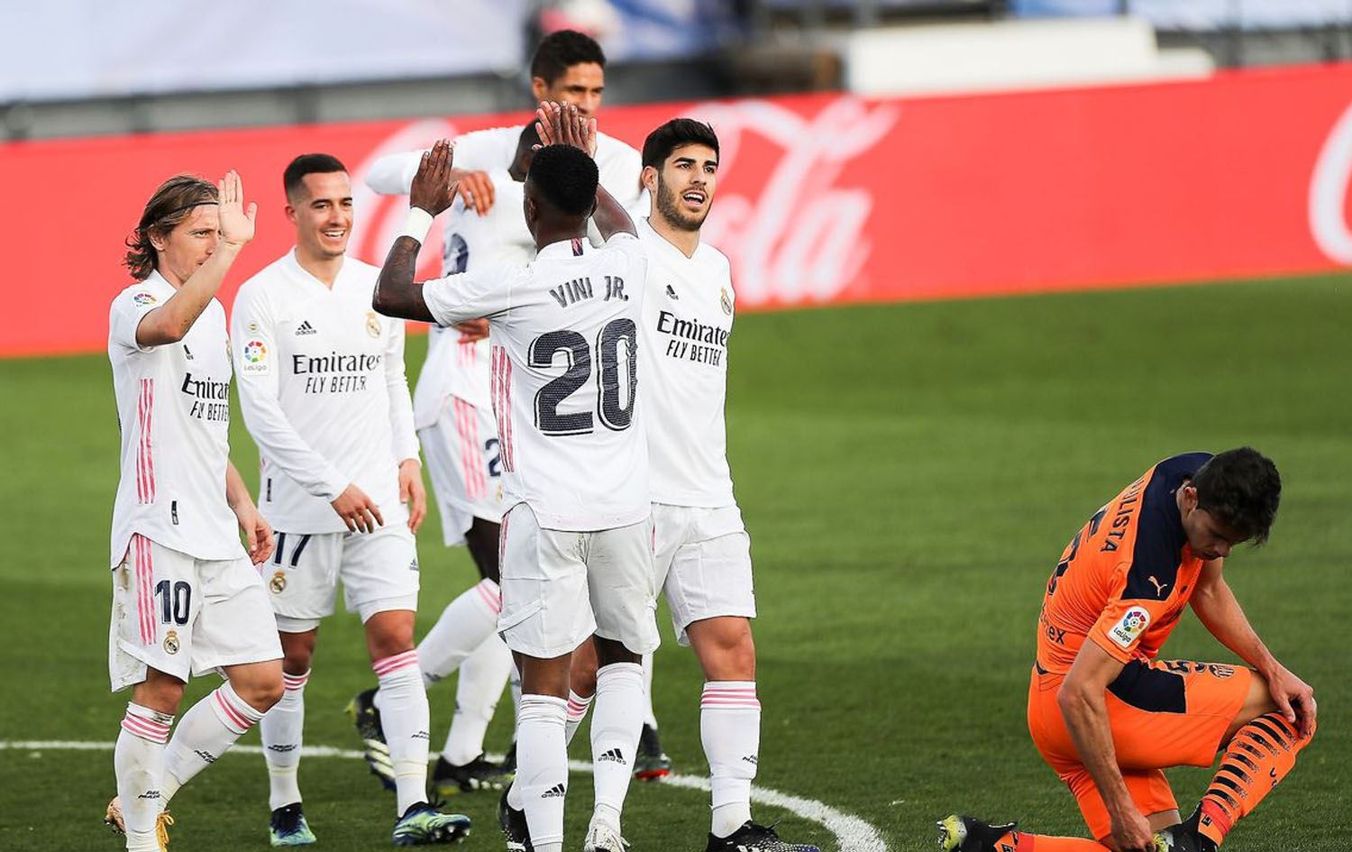 ریال مەدرید بەهێزەوە خۆی بۆ گواستنەوەی هاوینە ئامادەدەکات