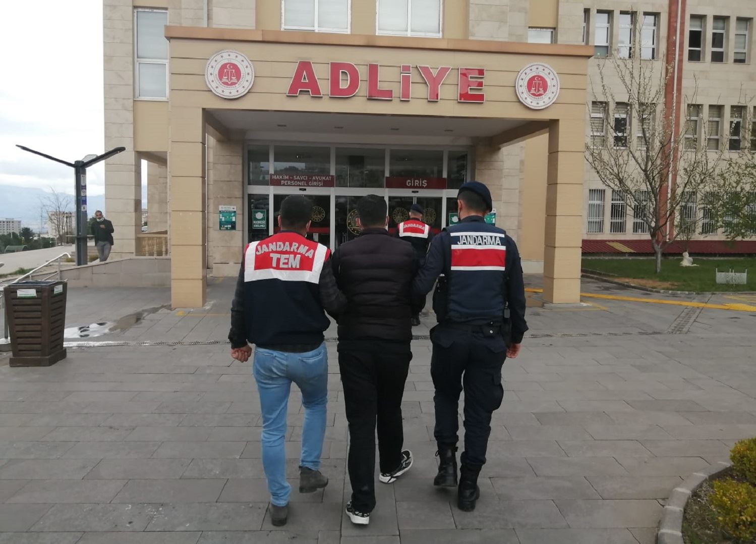 Maraş'ta yakalanan yabancı uyruklu IŞİD’li adliyeye sevk edildi