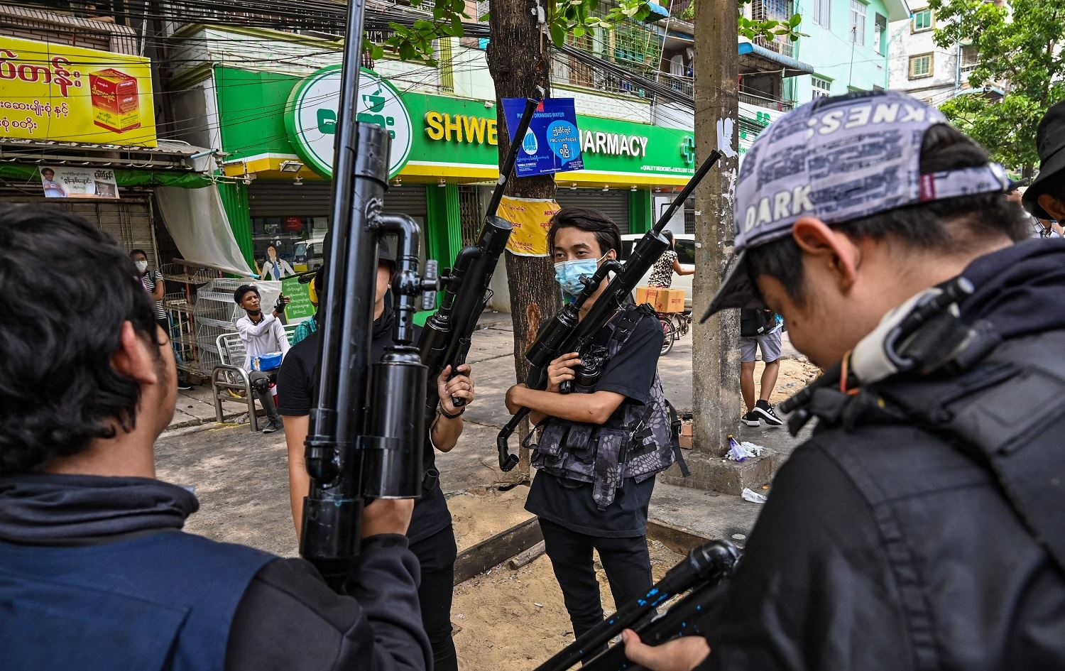 Li Myanmarê xwepêşandan berdewam in û artêş jî bi çekan bersiv dide