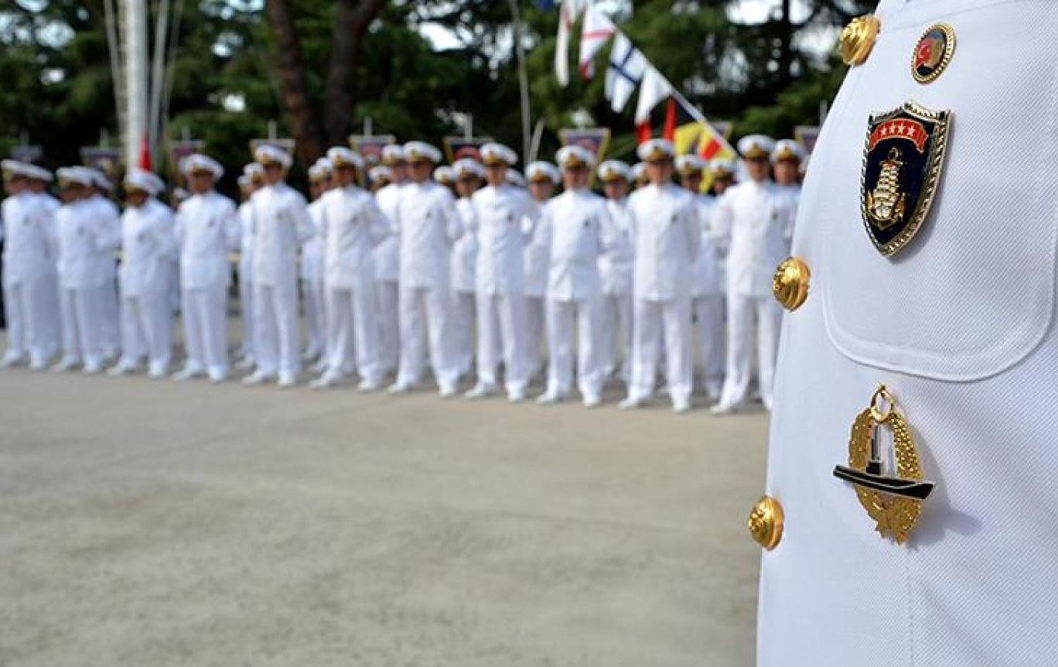 Li Tirkiyê biryara desteserkirina 10 amîralên xanenişîn hat dayîn