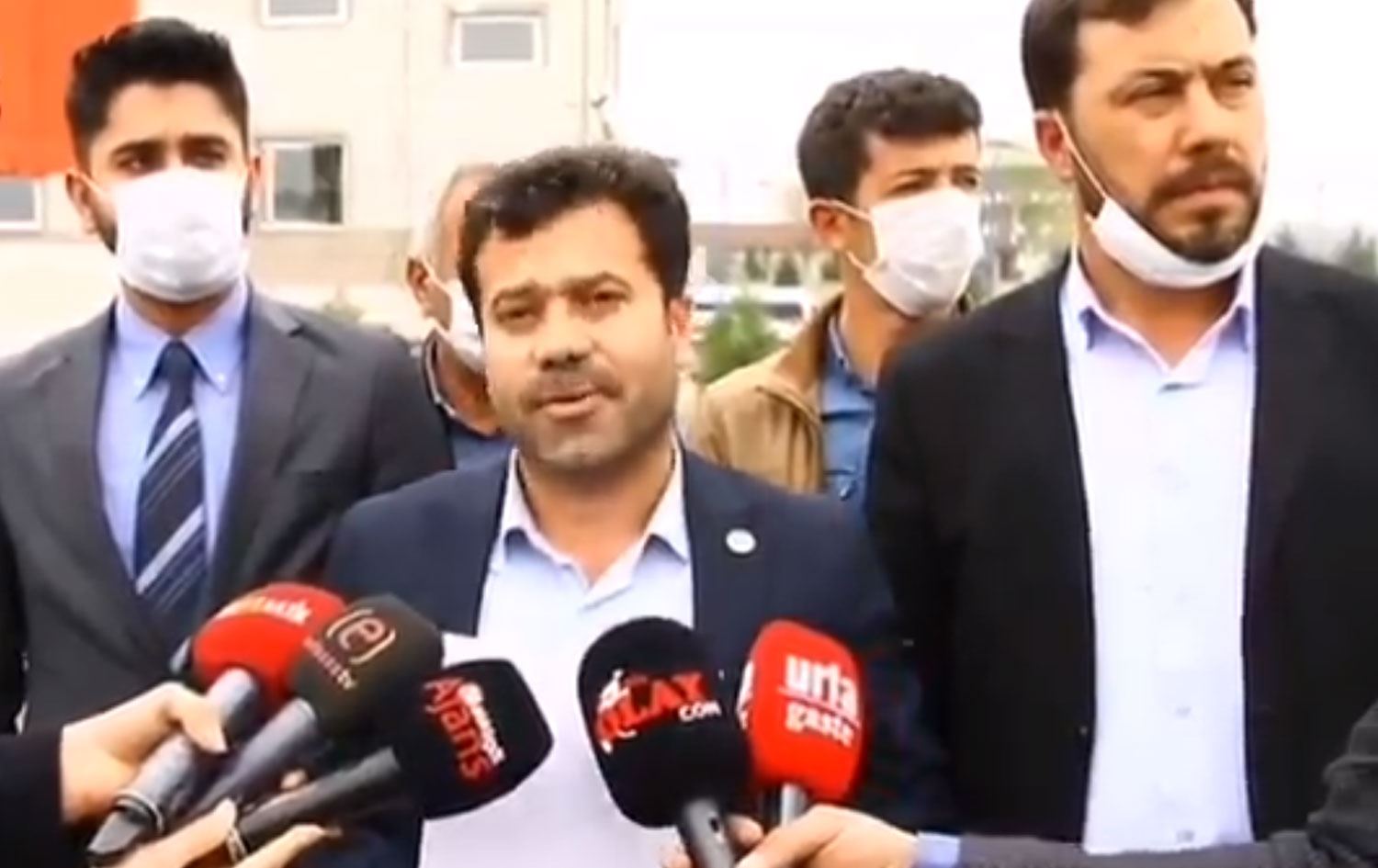 AK Partili belediye başkanına oğlu ile ilgili soru sorunca, ifadeye çağrıldı