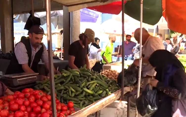 Girtina deriyê Tebqayê li Rojava bûye sedema bihabûna nirxê kel û pelan