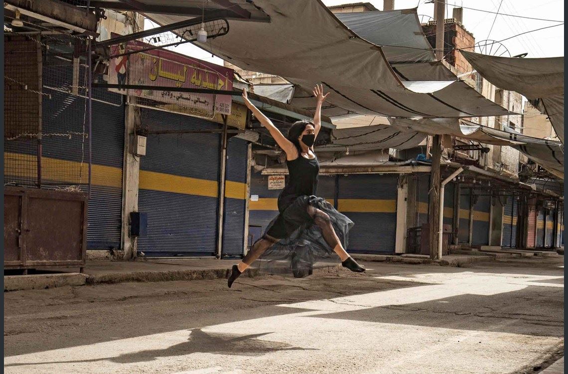 FOTO – Kamışlo’da korona yasaklarında bale