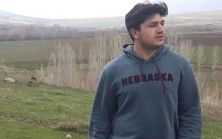 Ciwanê Wanî yê ku li Yalovayê ji avahiyê ket, jiyana xwe ji dest da