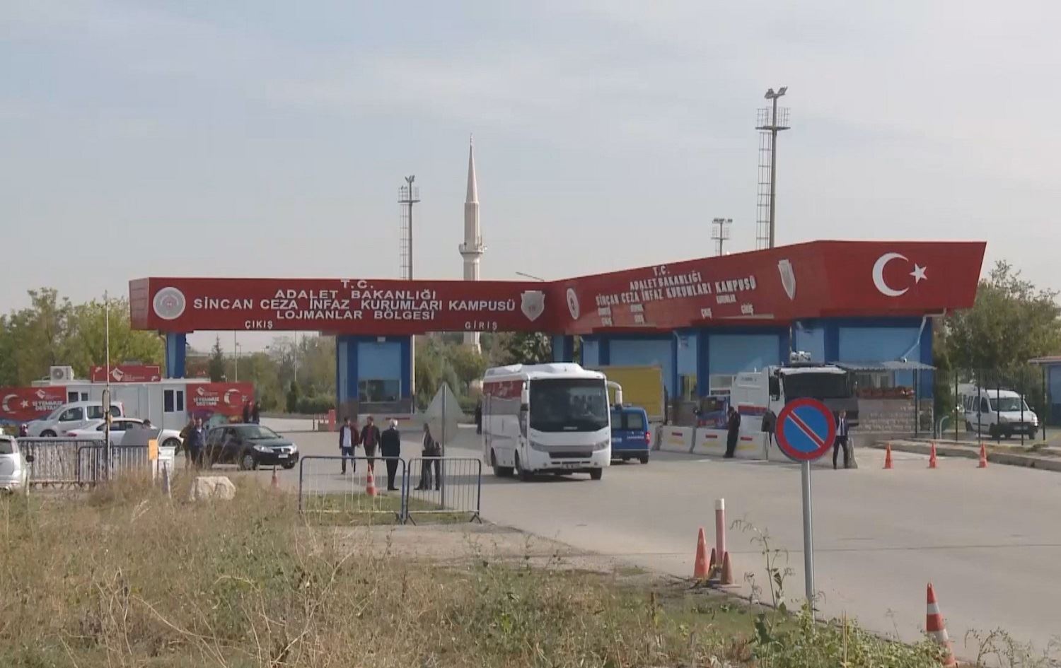 Doza bûyerên Kobaniyê li Enqerê destpê kir