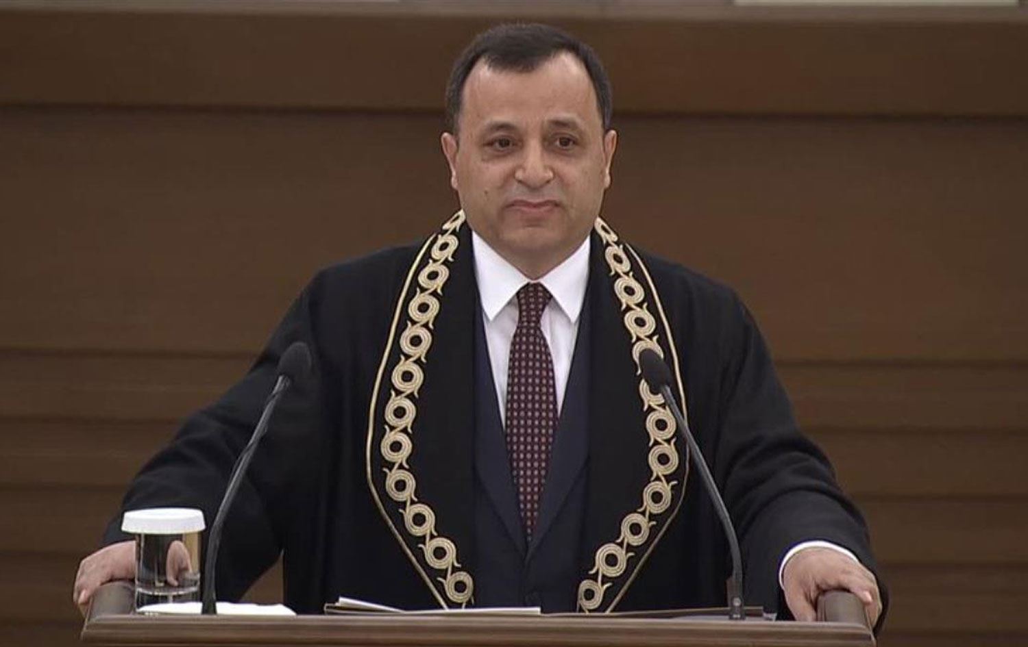 AYM Başkanı Arslan: Hukuk sistemimiz gözden geçirilmeli