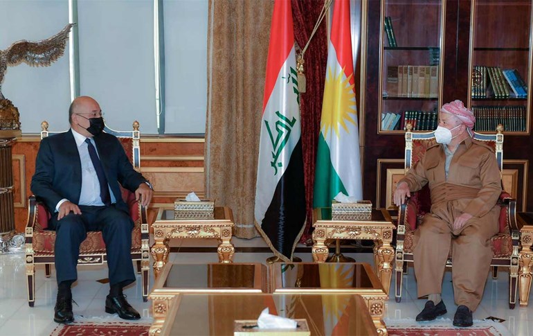 کۆبوونەوەی سەرۆک بارزانی و بەرهەم ساڵح. وێنە؛ بارەگای بارزانی