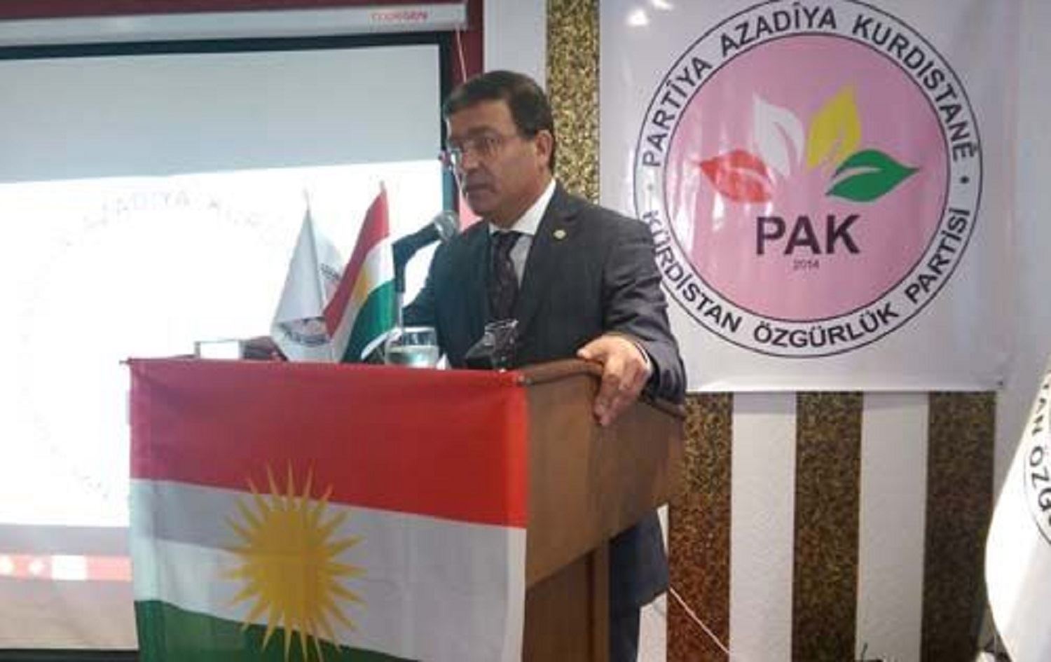 Siyasetmedarê Kurd Feyyaz Ekmen koça dawî kir