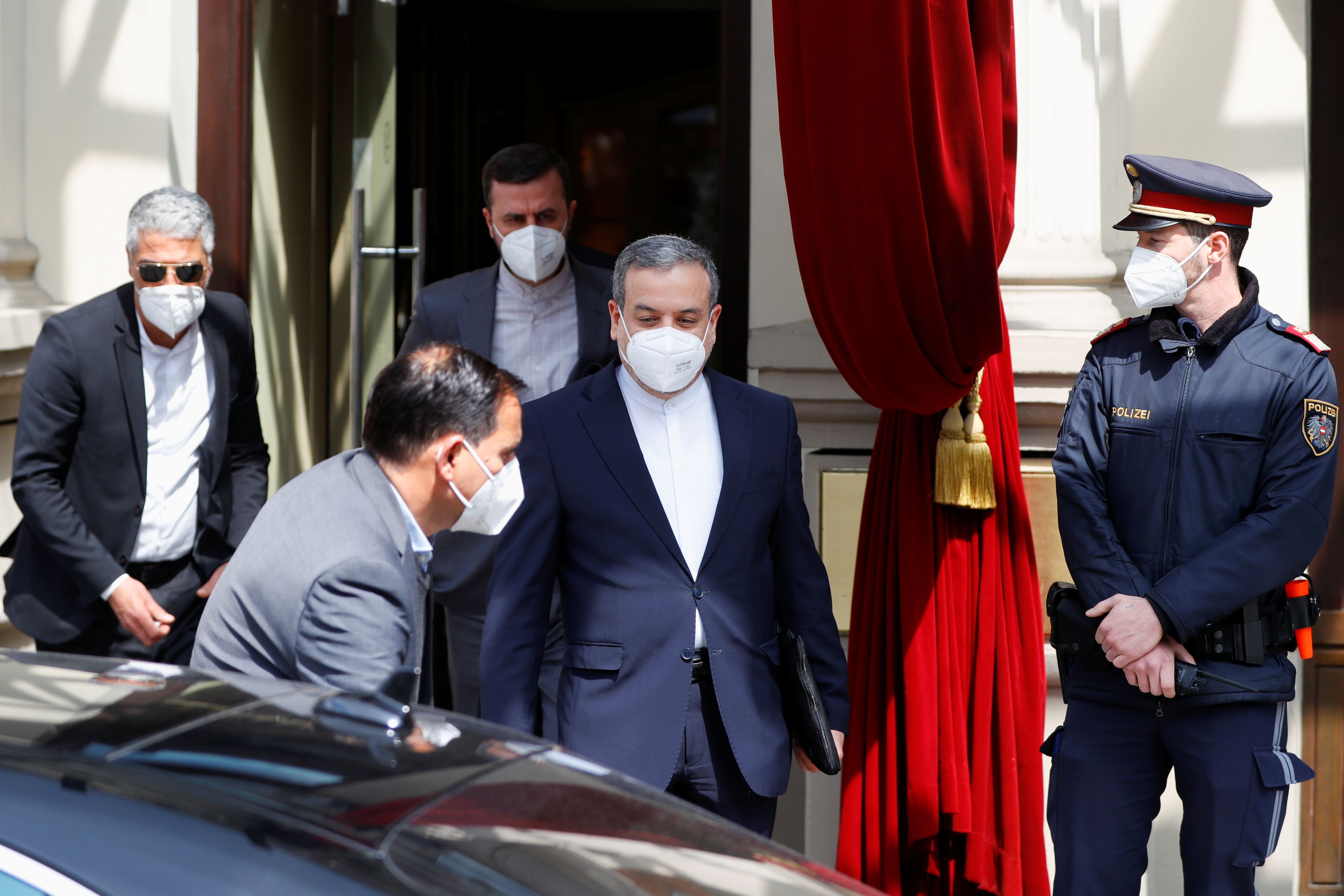 سەرۆکی شاندی ئێران: ئەمریکا رازیبووە بەشێکی زۆری سزاکانی سەر وڵاتەکەمان هەڵبگرێت