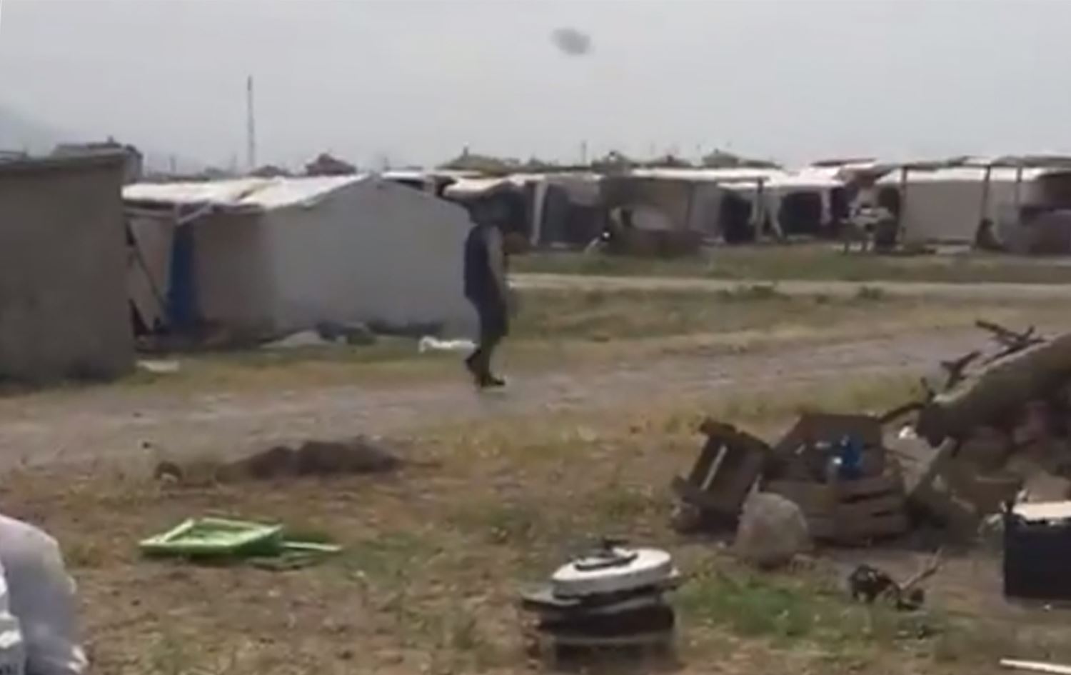 Urfalı tarım işçileri çadırlarda elektriksiz kaldı