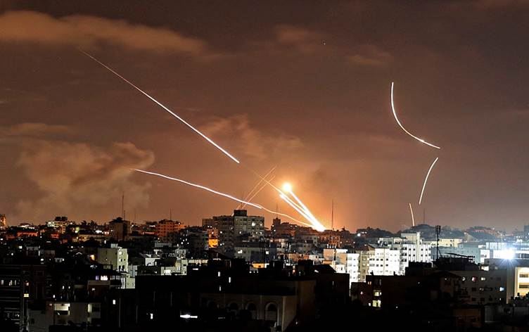 Bilanço ağırlaşıyor; 83 Filistinli, 7 İsrailli öldü