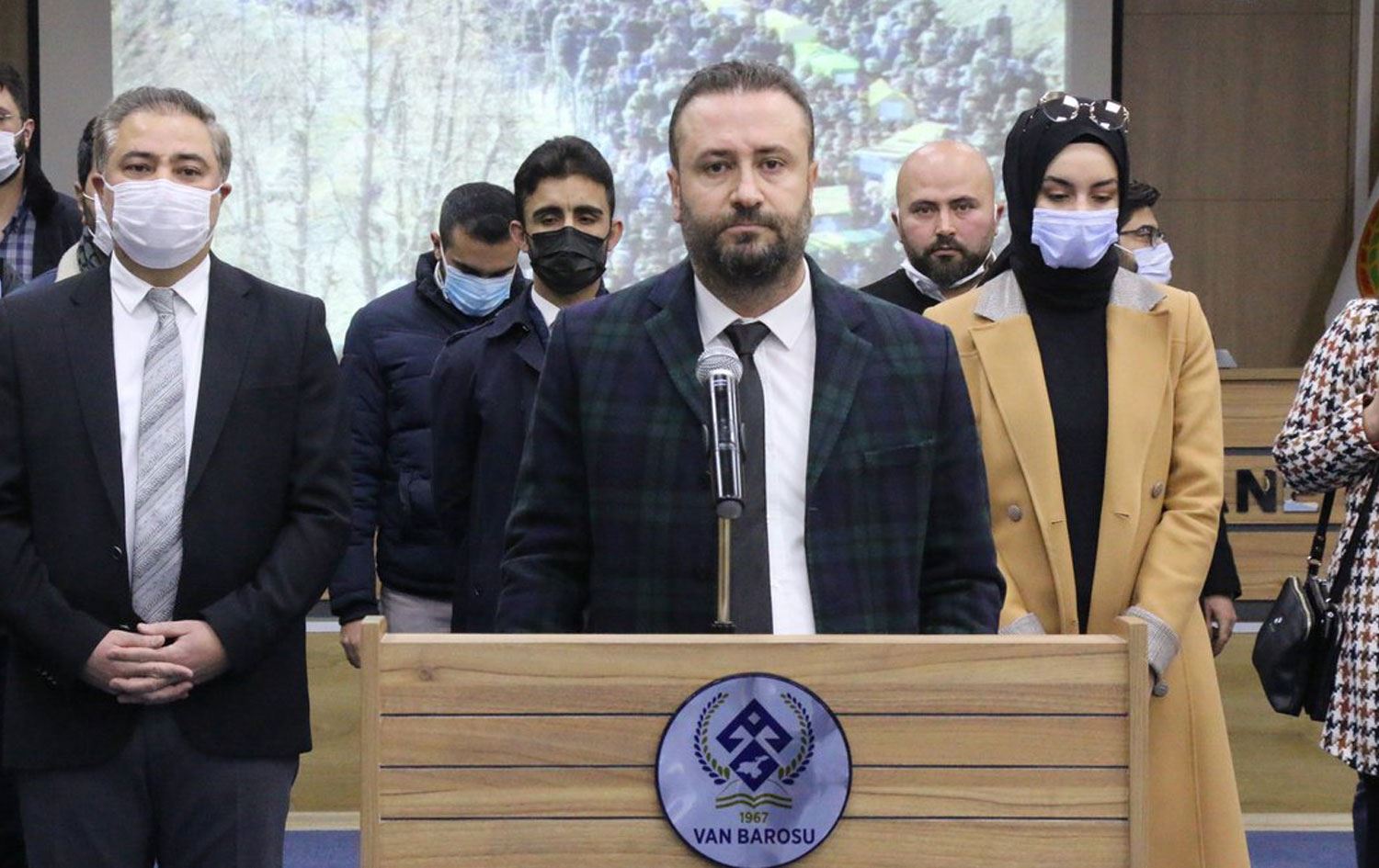 Van Barosu avukatları Kürtçe tercümanlığa hazırlanıyor