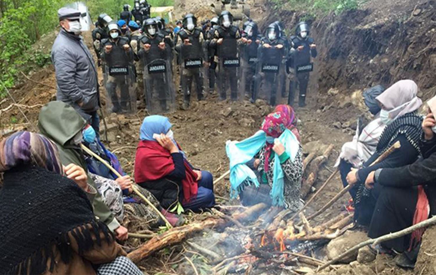 Valilik, İkizdere'de taş ocağı projesine karşı yapılan eylemleri yasakladı